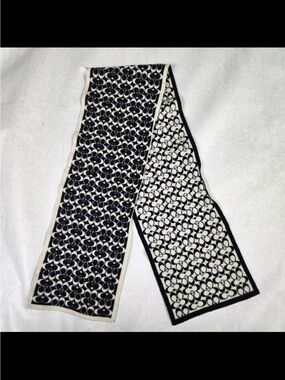 Coach Vintage cream and black monogram wool winter scarf